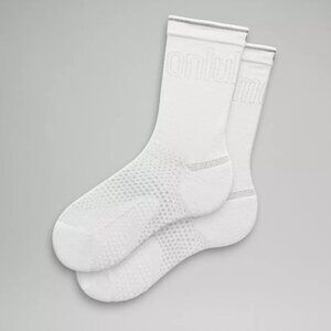 NWT Lululemon MacroPillow Crew Socks